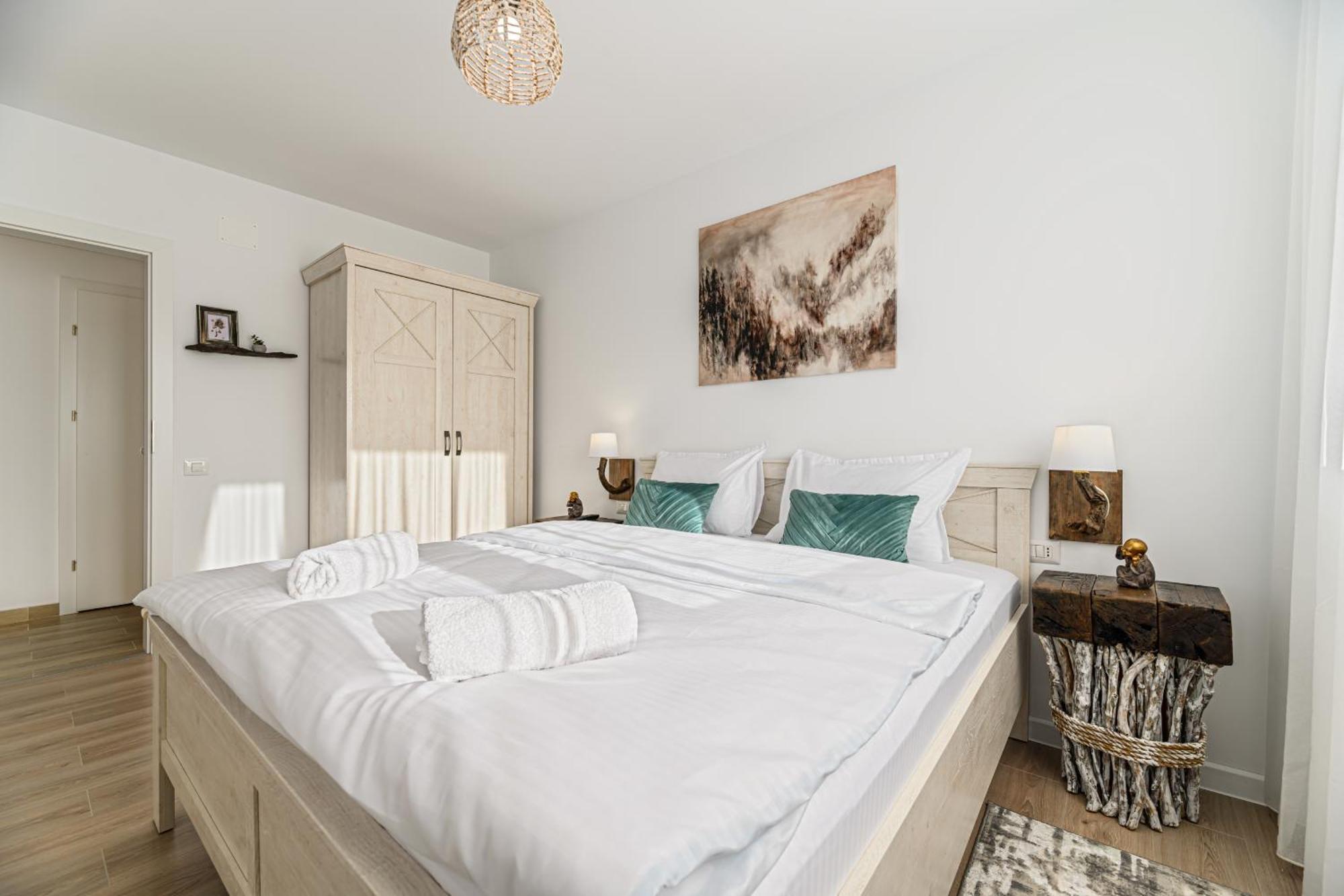 B-Holiday Luxury Apartments Urban Plaza براشوف المظهر الخارجي الصورة