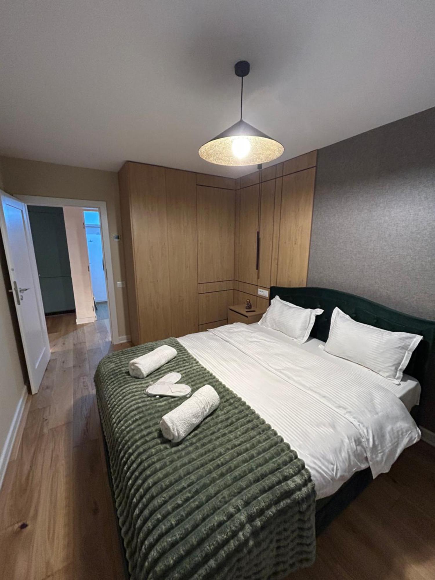 B-Holiday Luxury Apartments Urban Plaza براشوف المظهر الخارجي الصورة