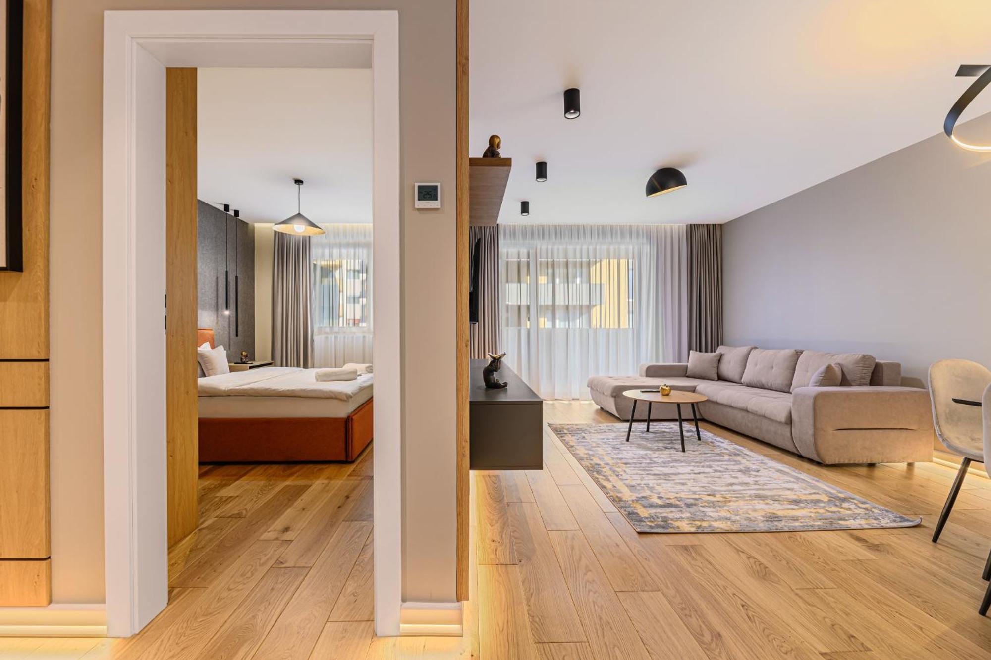 B-Holiday Luxury Apartments Urban Plaza براشوف المظهر الخارجي الصورة