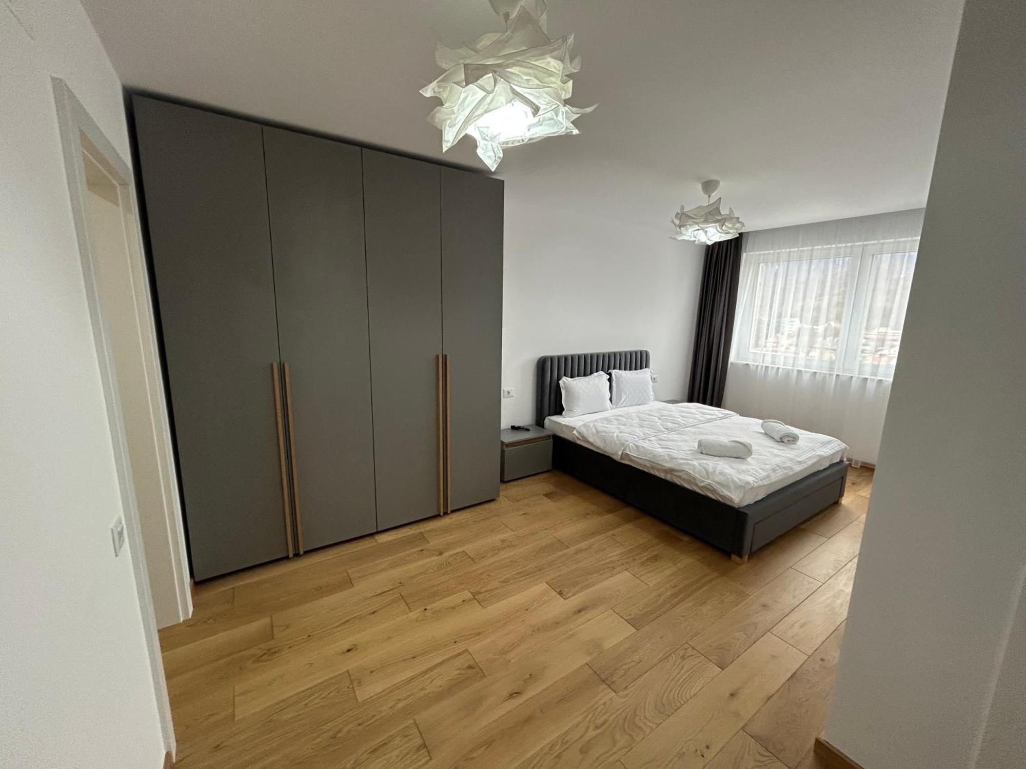 B-Holiday Luxury Apartments Urban Plaza براشوف المظهر الخارجي الصورة