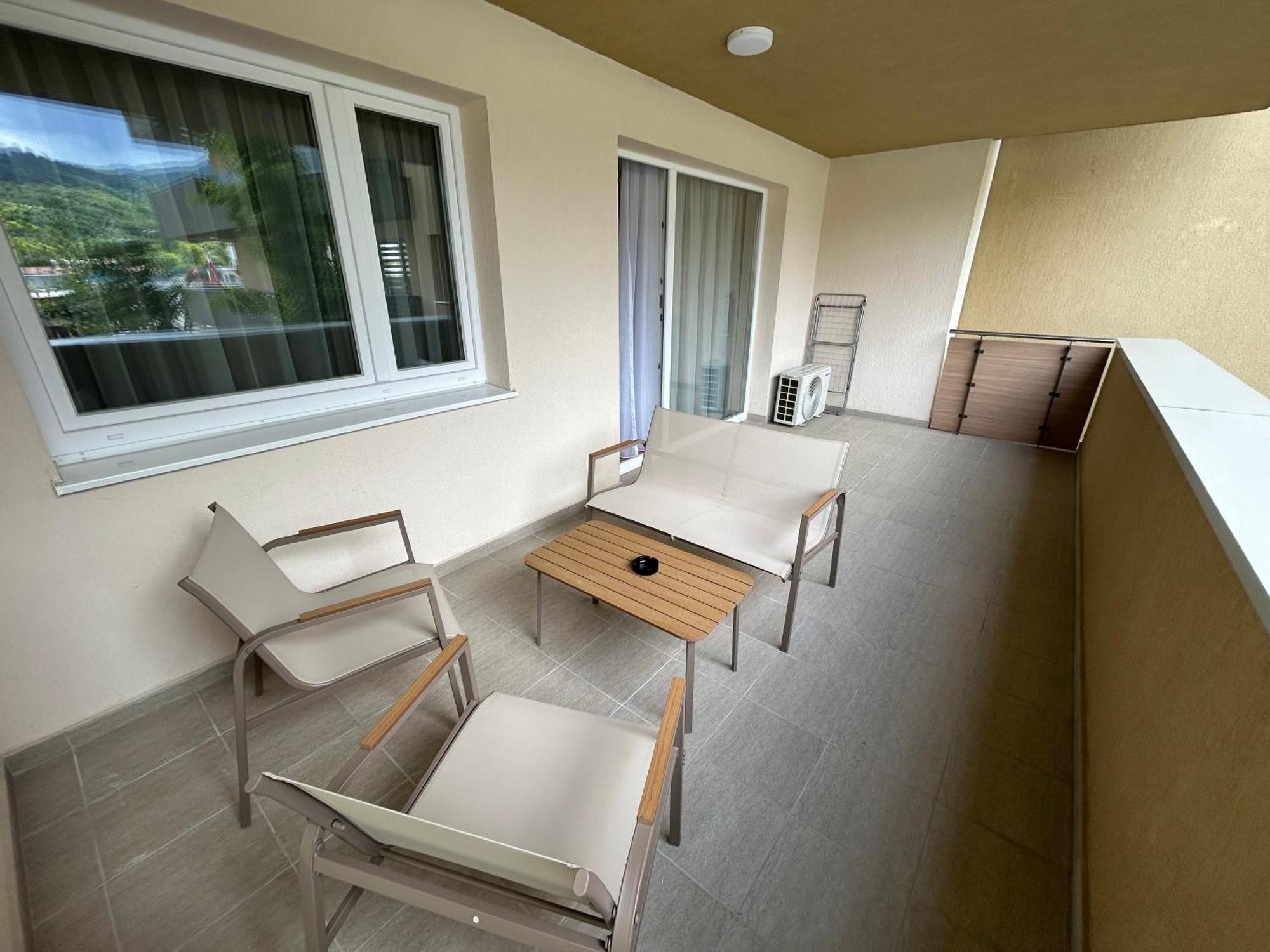 B-Holiday Luxury Apartments Urban Plaza براشوف المظهر الخارجي الصورة